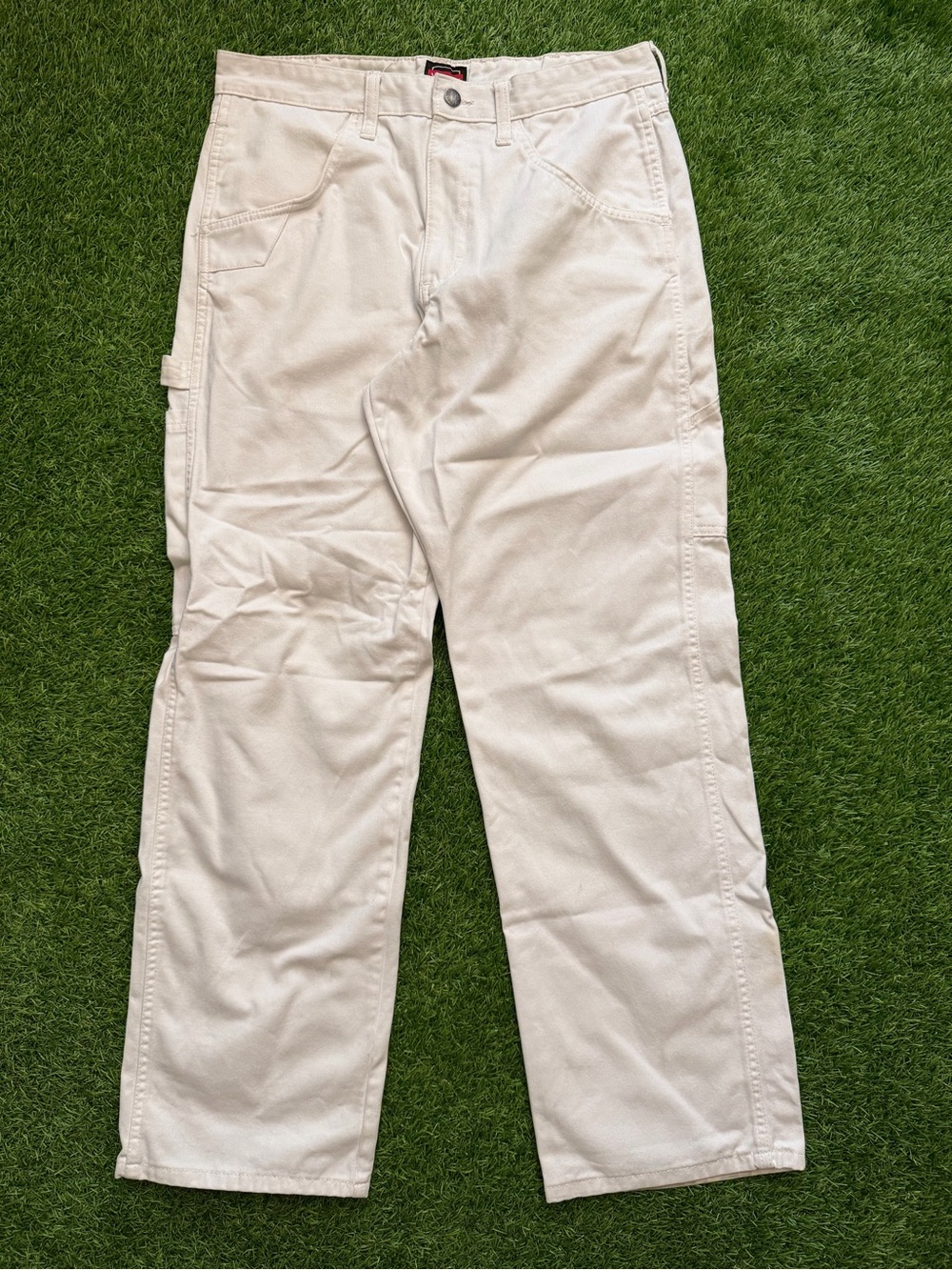 White Wrangler workwear carpenter pants
